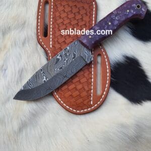 Custom made Damascus steel Bush craft knife