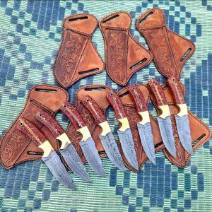 Hi gays Custom made Damascus steel cowboy skinner knife with leather case